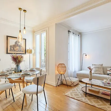 Superb Invalides Eiffel Tower Apartment *