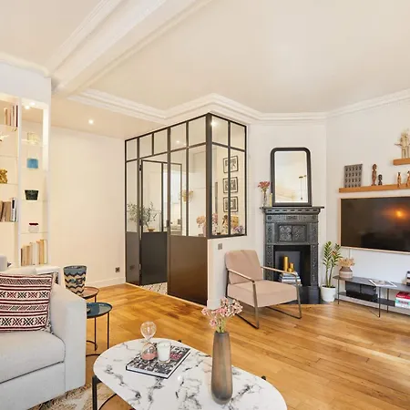 Apartment Superb Invalides Eiffel Tower